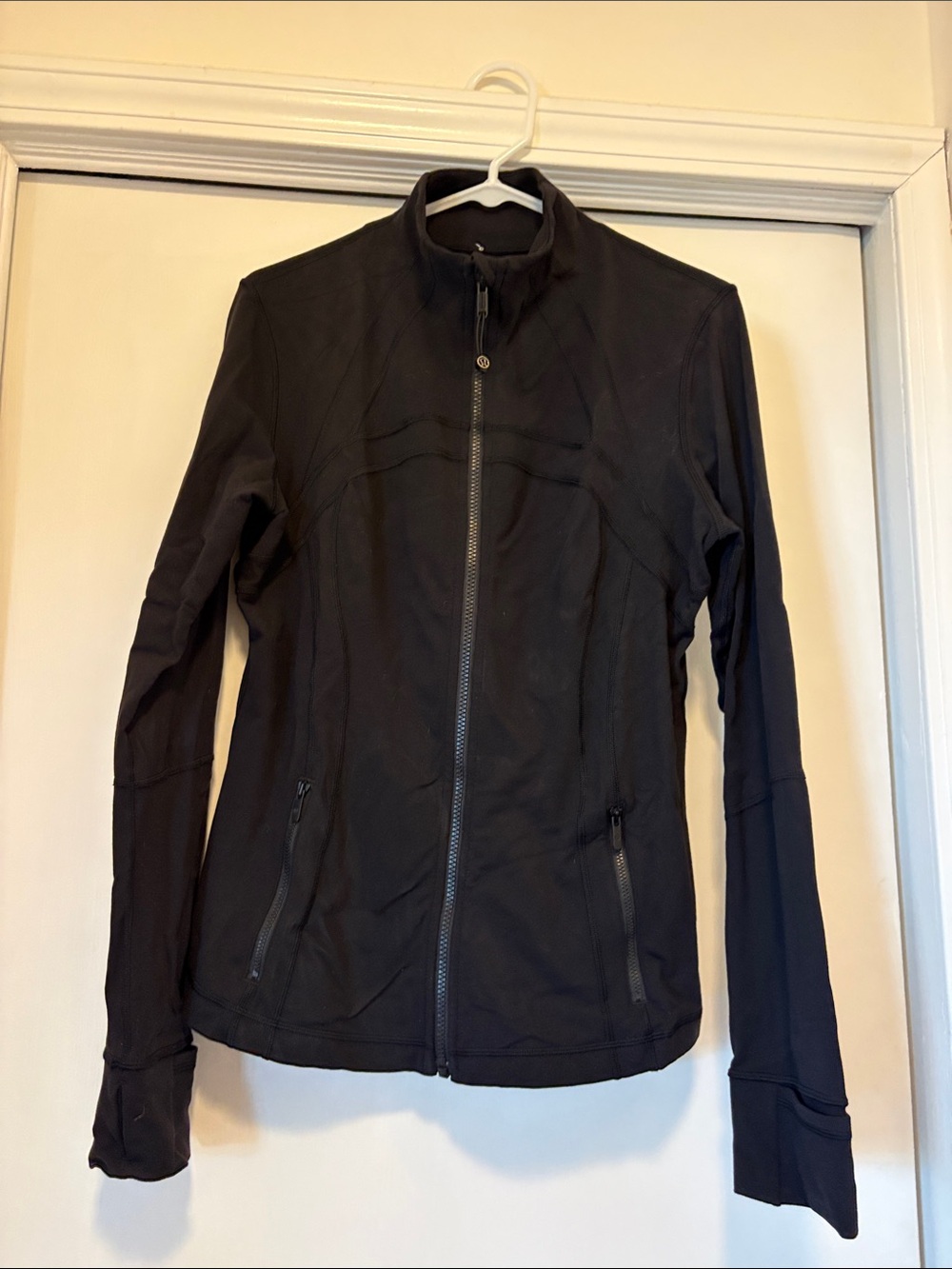 Women’s Lululemon Black Zip-Front Lightweight Jacket
